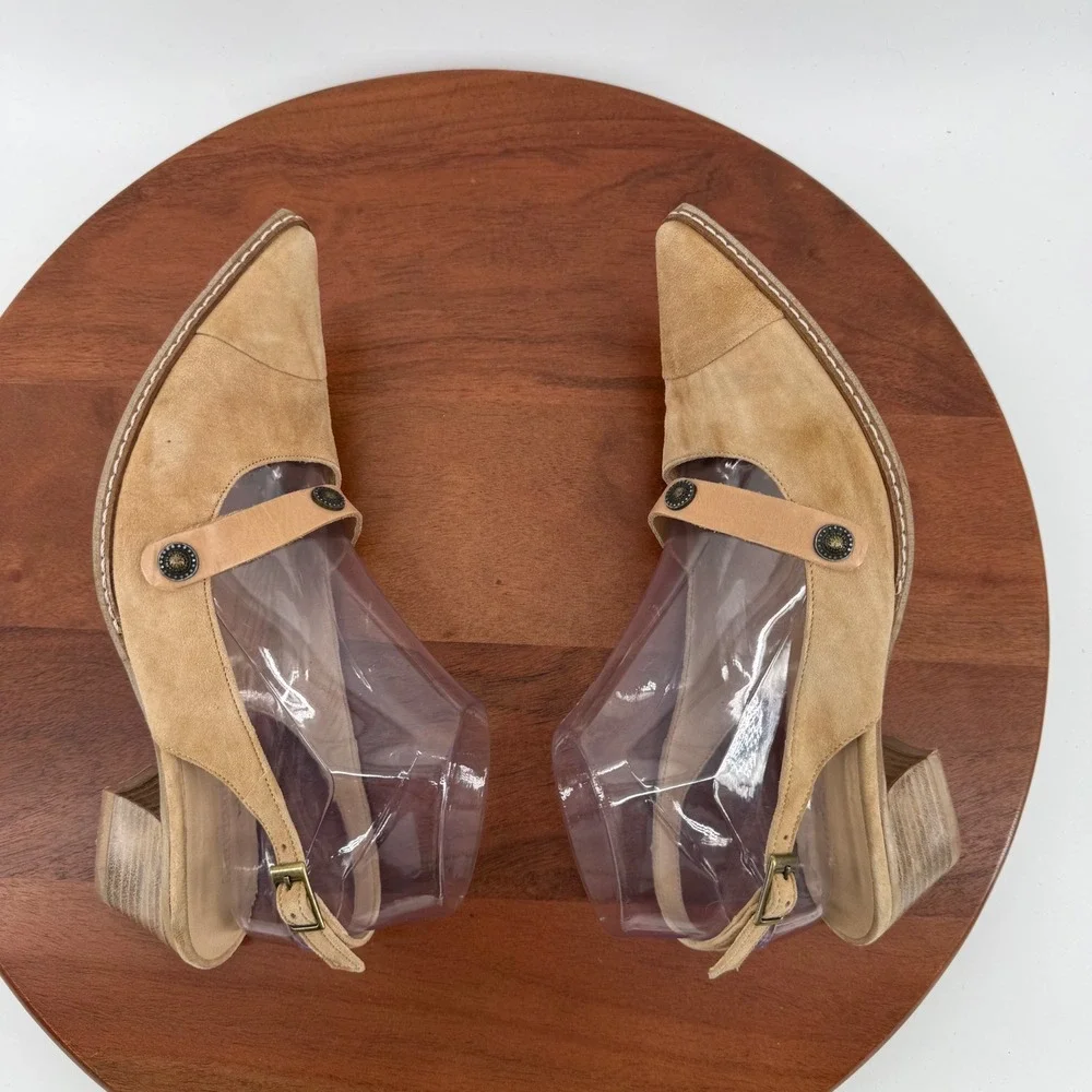Sundance Tan‎ Suede Pointed Toe Slingback Heels  Size EU 38/Women 7.5-8 France